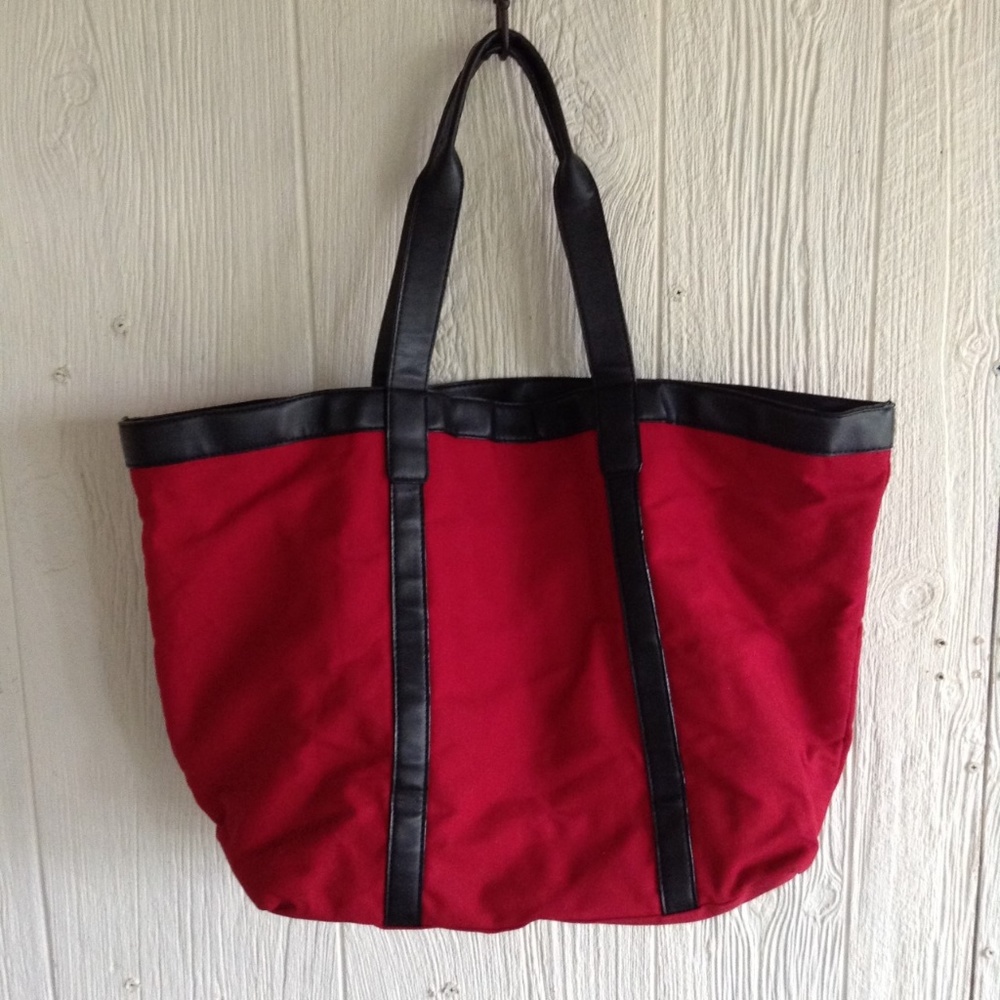 Red and Black Victoria's Secret Tote Bag - Picture 3 of 6